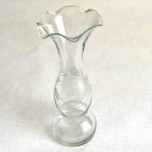 Vintage Scallop Flower Etched Bud Vase